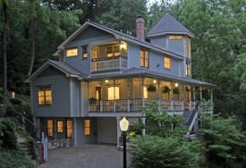 Arsenic and Old Lace: Ozark Mountain Retreat