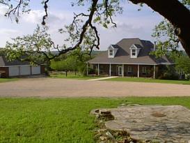 Paintbrush Ranch: Front of home