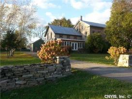 673 State Hwy 37 Hammond NY 13646: Historic Home available for  Bed and Breakfast