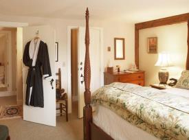 Southern Vermont Authentic Country Inn: Guestroom at Authentic VT Inn