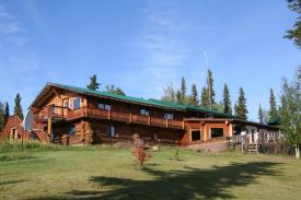 Northern sky lodge: summer view