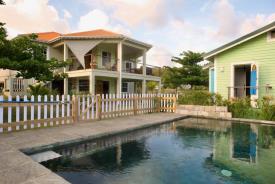 Waves Villa Guest House: Main house, pool & studio