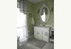 Magnolia Place Bed & Breakfast: Lilac Bathroom