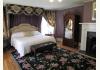 Troy-Bumpas Inn Bed & Breakfast: Nina suite bedroom