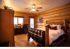 The Log Spirit Bed & Breakfast: The Winter Room