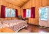 Central Oregon Rural Residential Lodge: 4Seasons Queen bedroom has half-bath