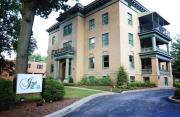 Inn at 835