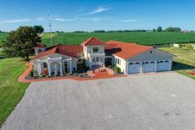 Luxury Estate Auction for Sale in Franklin, KY: 