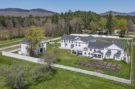 GraceNote Inn: 