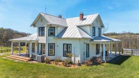 Canted Queen Farm: 