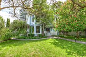 Formerly The Midsummer Night's Dream B&B: 