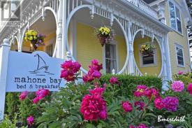 Mahone Bay Bed and Breakfast: 