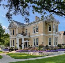 Hughson Hall Bed and Breakfast Weddings & Events: Front view
