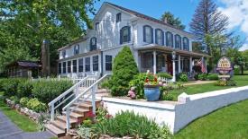 1825  Inn Bed and Breakfast: exterior view