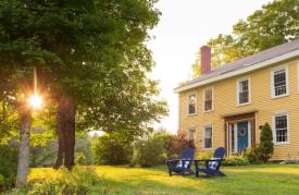 Bliss Farm Inn: Front Lawn