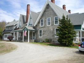 Glimmerstone Mansion: Front