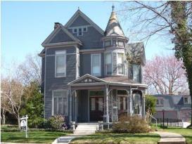 Victorian Shields Home: Front picture