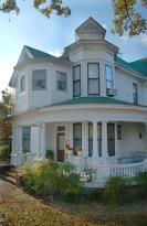 Dogwood Manor: 