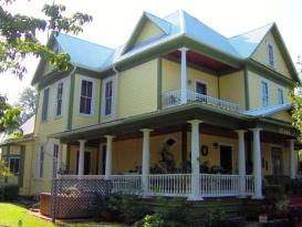 1909 McLeran House B&B: Front
