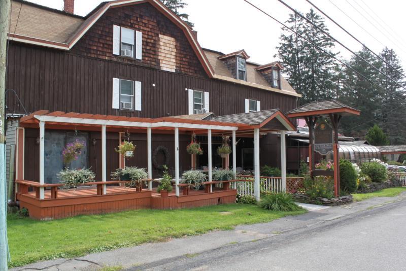 Pine Hill Arms Hotel Pine Hill, NY Inn for Sale