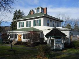 Greengate Inn: The Green Gate Inn