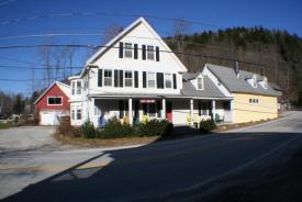 Salt Ash Inn: 