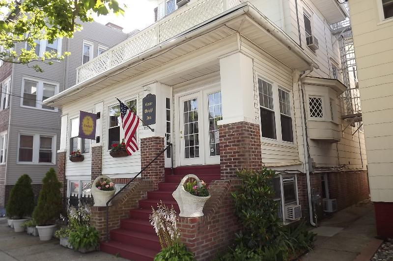 Come Wright Inn Ventnor, NJ Inn for Sale
