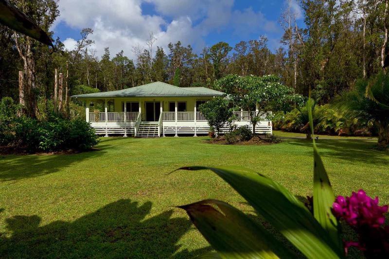 Ohia House Bed and Breakfast Pahoa, HI Inn for Sale