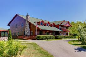 Exceptional Smoky Mountain Inn: Lodge