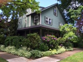 The Oval Door Bed and Breakfast Inn: Corner House photo