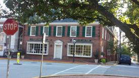 David Finney Inn: The David Finny Inn - Historic New Castle, DE