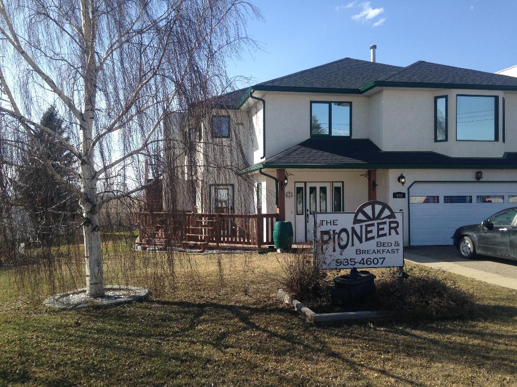 The Pioneer Bed & Breakfast Irricana, AB Inn for Sale