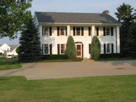 Harmony Inn Bed & Breakfast: Front