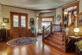 The Bailey House: 