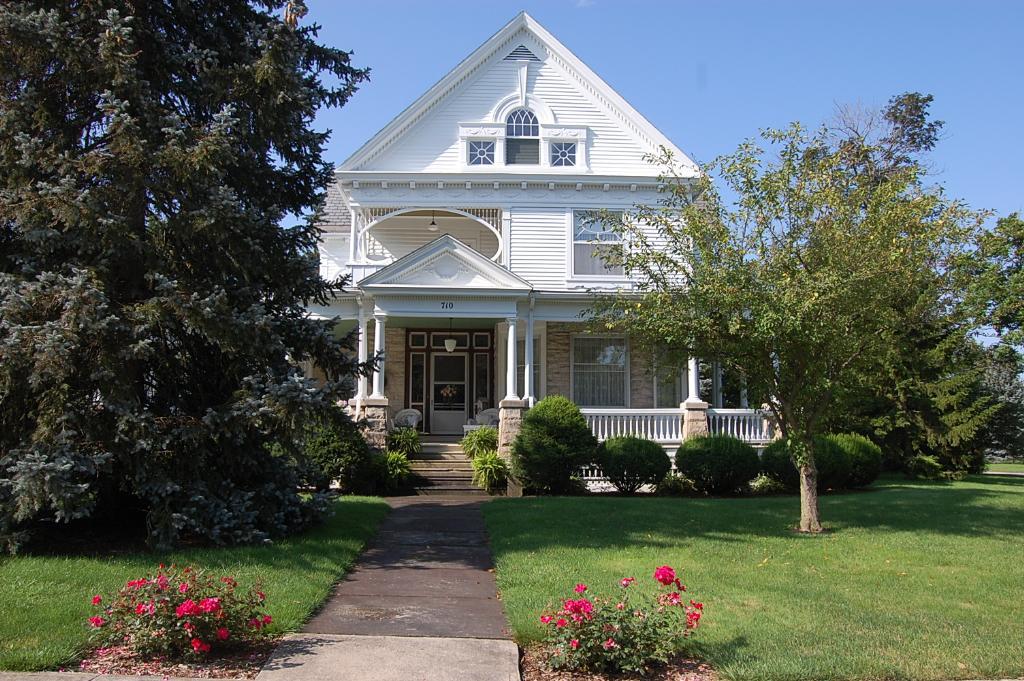 Mattern Leipsic, OH Inn for Sale