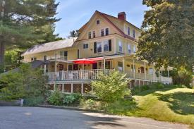Eastman Inn: 