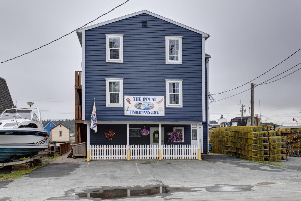 The Inn at Fisherman's Cove Eastern Passage, NS Inn for Sale
