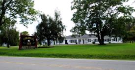 Colonial Inn, near Letchworth State Park, NY: 10 unit building/front
