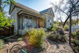 Old Thyme Bed and Breakfast: Front View