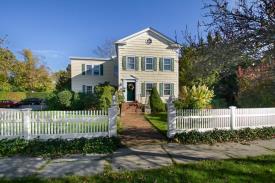 A Butler's Manor: 