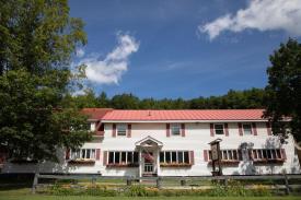 Swiss Farm Inn: 