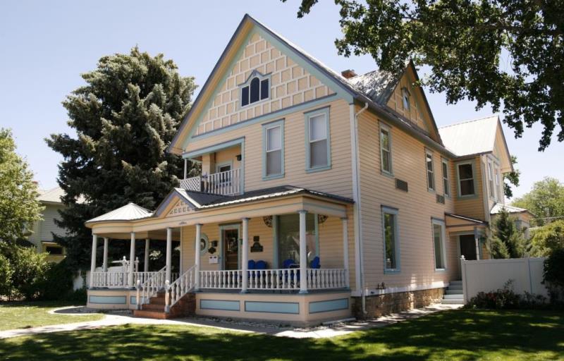 The Lathrop House Photos