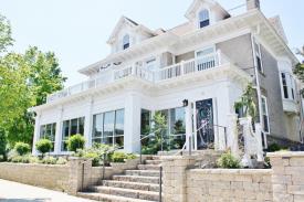 Wishmaker House: Wishmaker House Bed and Breakfast