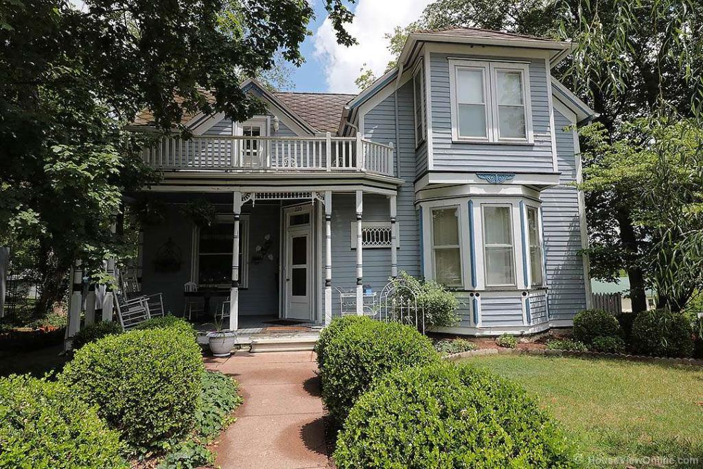 Willow House Bed & Breakfast Perryville, MO Inn for Sale