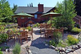 Cable Nature Lodge & Rookery Pub: 