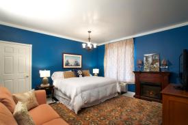 Brookins Inn & Suites: Captain Hedley Room