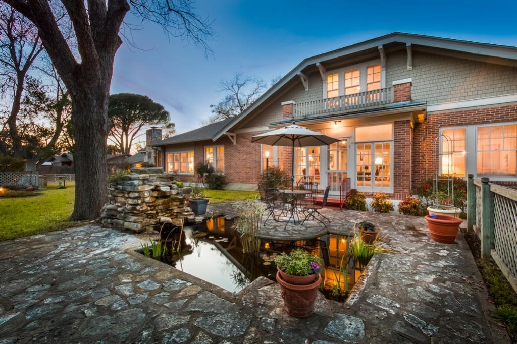 Magnolia House Bed & Breakfast - Fredericksburg, TX Inn for Sale