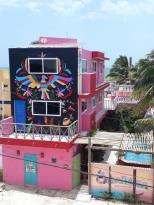 Casa Rosa: Front