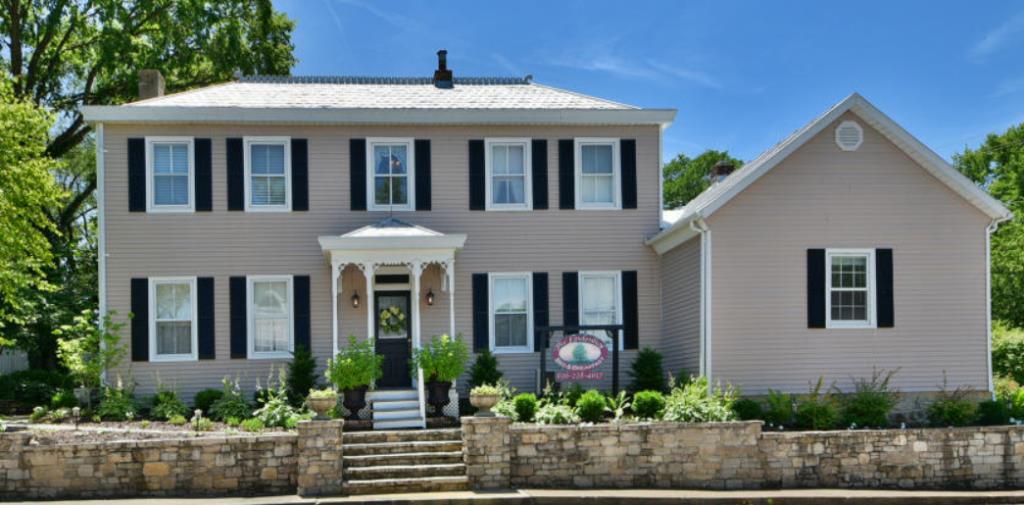 Lindenhof Bed & Breakfast Augusta, MO Inn for Sale