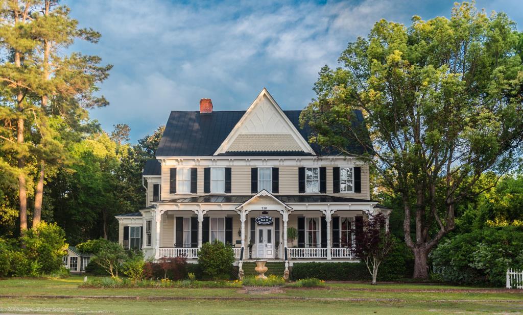 Flowertown Bed & Breakfast Summerville, SC Inn for Sale